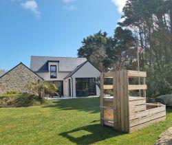 vente Très belle maison contemporaine à Plounéour-Trez
