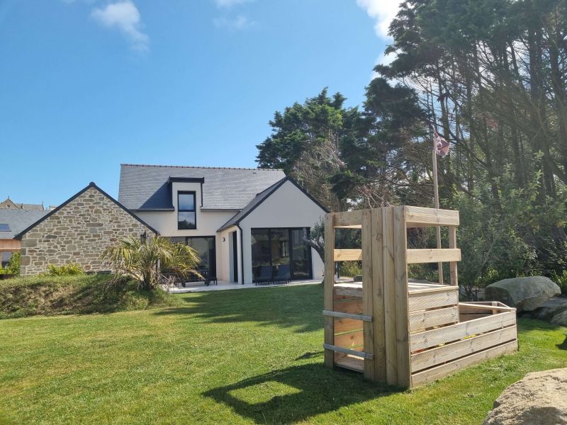 vente Très belle maison contemporaine à Plounéour-Trez