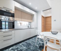 A louer APPARTEMENT T3 58 M2 BORD DE MER NICE