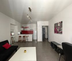 A louer APPARTEMENT T2 40 M2  NIMES
