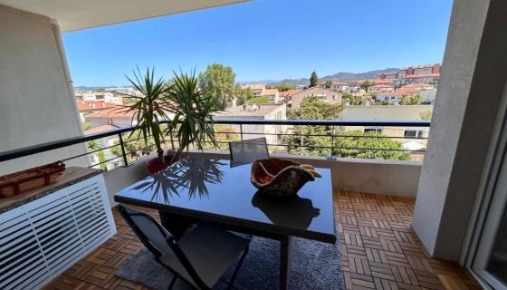A louer APPARTEMENT T2 44 M2 TERRASSE BORD DE MER FREJUS