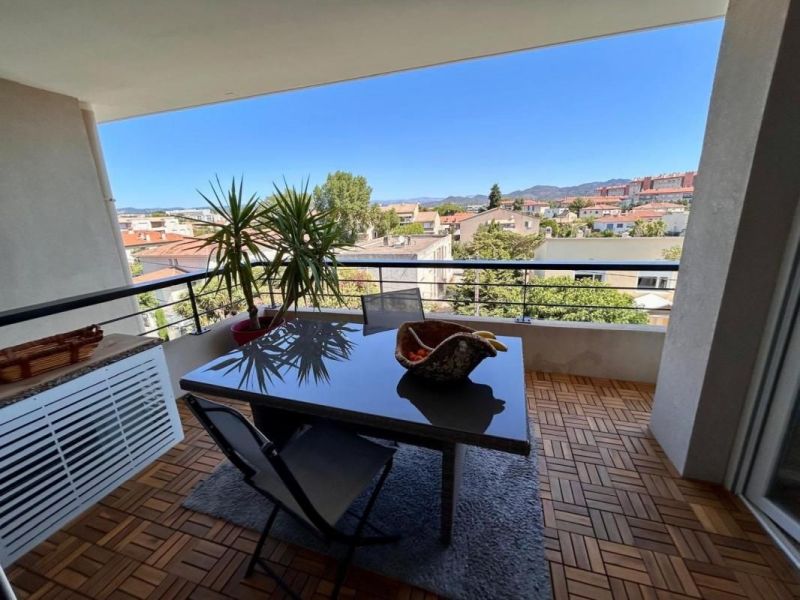 A louer APPARTEMENT T2 44 M2 TERRASSE BORD DE MER FREJUS