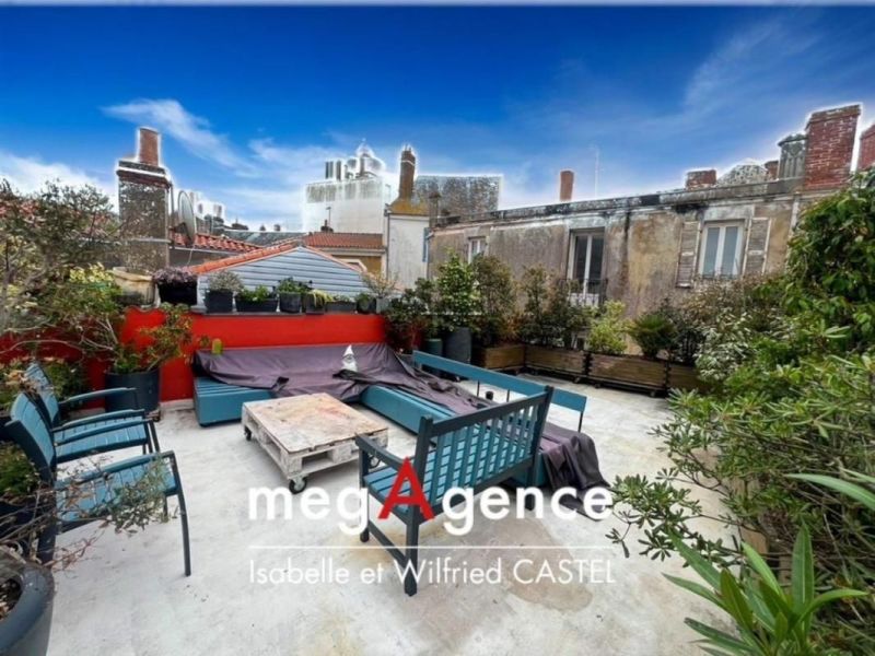 A louer MAISON  DE MAîTRE BORD DE MER LES SABLES D OLONNE