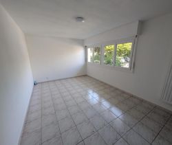 A louer STUDIO  31 M2  TALENCE