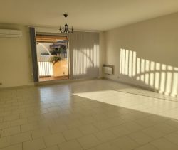 A louer APPARTEMENT T4 105 M2 VUE MER SAUSSET LES PINS