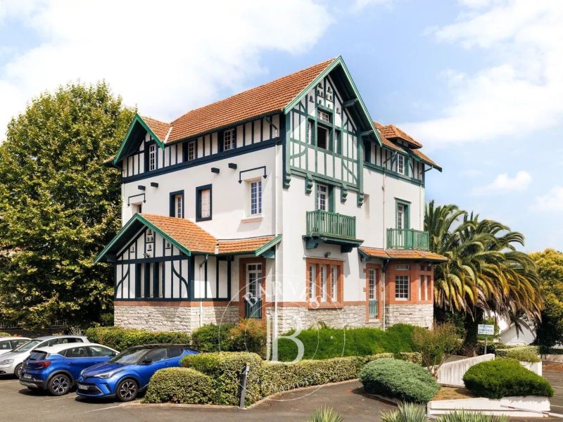 A vendre MAISON  DE MAîTRE  BAYONNE