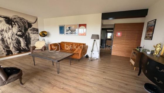 A louer APPARTEMENT T3 83 M2 TERRASSE  PAU
