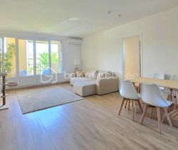 A louer APPARTEMENT T3 61 M2 TERRASSE PLAGE à PIED SAINT TROPEZ