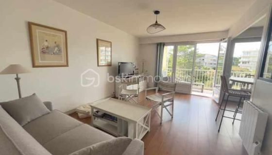 A louer APPARTEMENT DE PRESTIGE T3 53 M2 TERRASSE BORD DE MER LA BAULE ESCOUBLAC