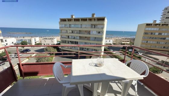 A louer APPARTEMENT T3 38 M2 TERRASSE BORD DE MER VALRAS PLAGE