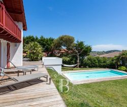 A vendre BELLE MAISON 7 PIECES PLAGE A PIEDS BIDART