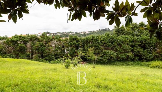 A vendre TERRAIN CONSTRUCTIBLE 925 M² URRUGNE PLAGE DE SOCOA / PROCHE SAINT JEAN DE LUZ
