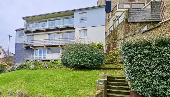 A vendre  Villa d'architecte 7 PIECES VUE MER FECAMP