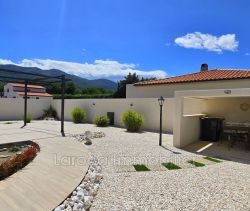 A vendre MAISON  3 PIECES 93 M2  LAROQUE DES ALBERES Village