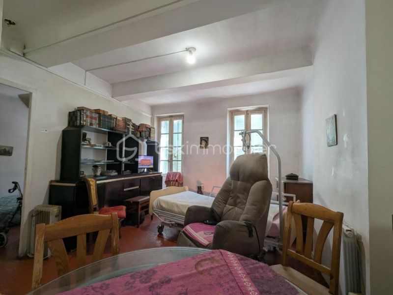 A louer APPARTEMENT T2 38 M2 BORD DE MER LA SEYNE SUR MER