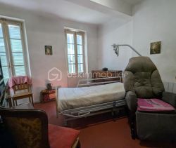 A louer APPARTEMENT T2 38 M2 BORD DE MER LA SEYNE SUR MER