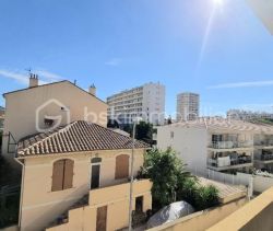 A louer APPARTEMENT T2 37 M2 TERRASSE BORD DE MER TOULON