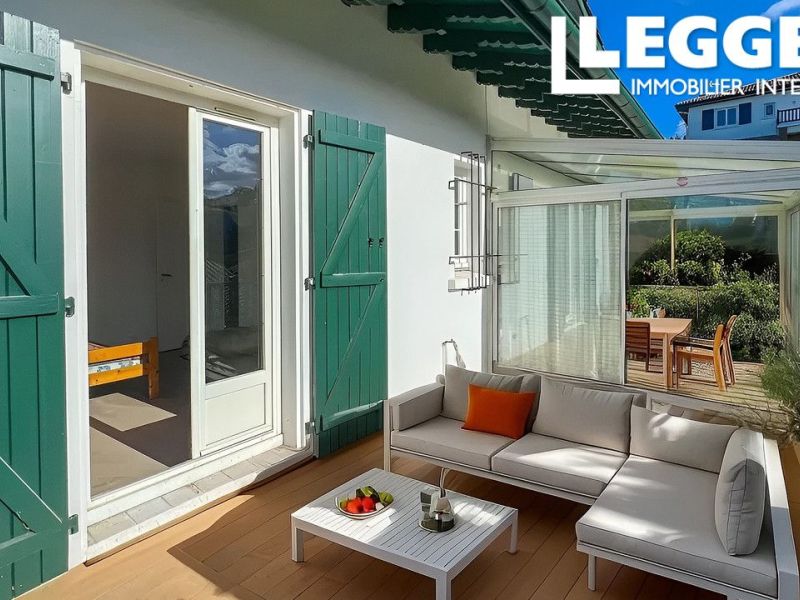 A louer APPARTEMENT T5 82 M2 BORD DE MER CIBOURE