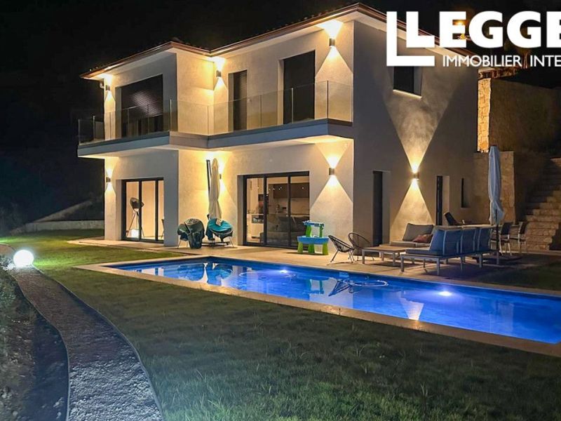 A louer MAISON  CONTEMPORAINE BORD DE MER NICE