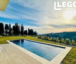 A louer MAISON  CONTEMPORAINE BORD DE MER NICE