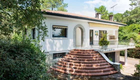 A vendre  MAISON DES ANNEES 60 PROCHE DU GOLF 6 PIECES HOSSEGOR 