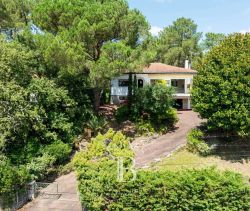 A vendre  MAISON DES ANNEES 60 PROCHE DU GOLF 6 PIECES HOSSEGOR 