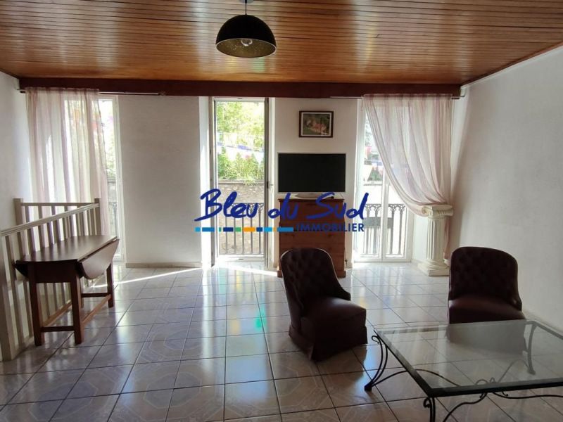 A louer APPARTEMENT DUPLEX T3 82 M2  PRADES
