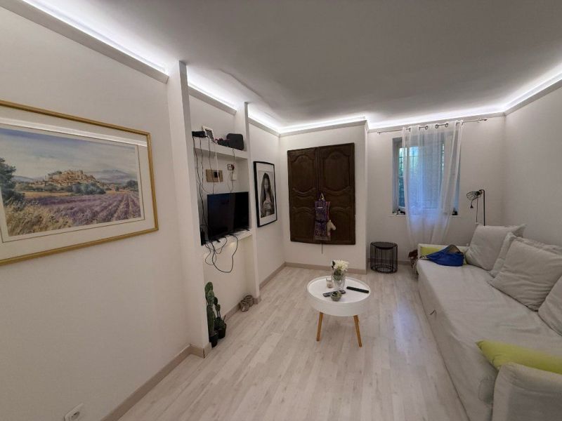 A louer STUDIO  26 M2 BORD DE MER NICE