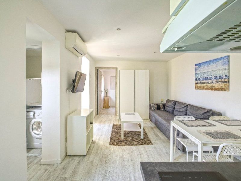 A louer APPARTEMENT T2 32 M2 TERRASSE BORD DE MER NICE