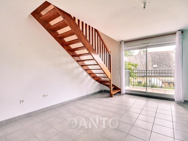 A louer APPARTEMENT DUPLEX T3 53 M2 TERRASSE BORD DE MER LA BAULE ESCOUBLAC