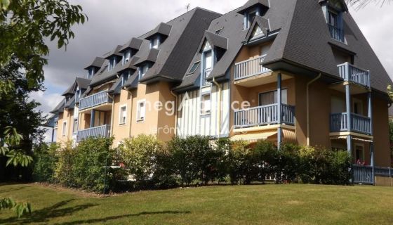 A louer APPARTEMENT T3 60 M2 BORD DE MER TOUQUES