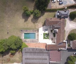 A louer MAISON  DE MAîTRE  SAINT JULIEN DE L ESCAP