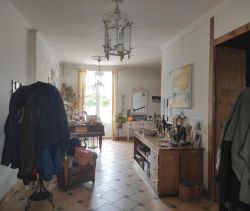 A louer MAISON  DE MAîTRE  SAINT JULIEN DE L ESCAP