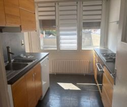 A louer APPARTEMENT T5 91 M2  LISIEUX