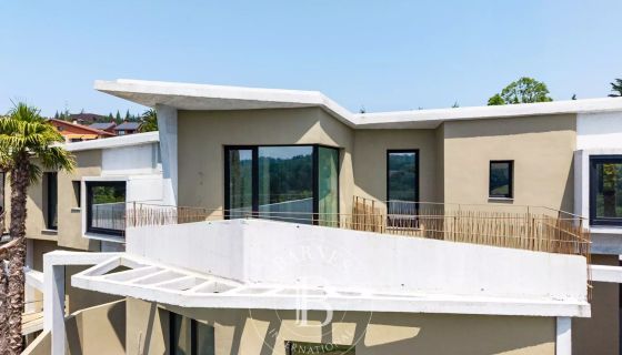 A louer MAISON  CONTEMPORAINE  SAN SEBASTIáN