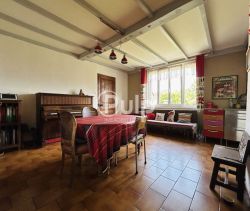 A louer LONGèRE  7 PIECES 160 M2  WAILLY