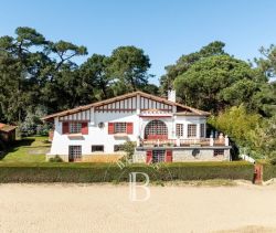 A vendre VILLA 279 M² VUE LAC HOSSEGOR