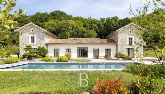 A vendre PROPRIETE EXCEPTIONNELLE 310 M² SAINT ANDRE DE SEIGNANX