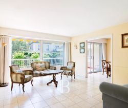 A vendre APPARTEMENT T4 108 M² QUARTIER SAINT CHARLES BIARRITZ