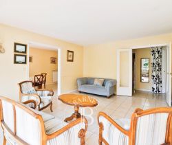 A vendre APPARTEMENT T4 108 M² QUARTIER SAINT CHARLES BIARRITZ