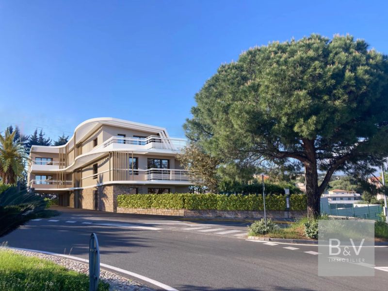 APPARTEMENT DE PRESTIGE T4 80 M2 TERRASSE VUE MER VILLENEUVE LOUBET