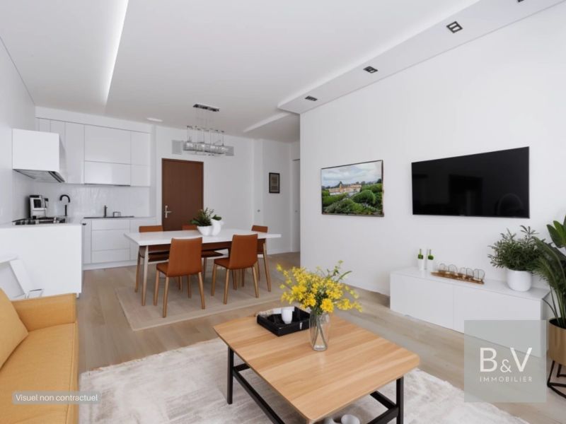 APPARTEMENT T4 75 M2 BORD DE MER NICE