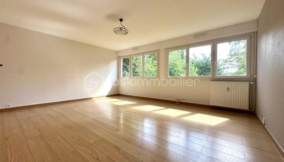 A louer APPARTEMENT T3 70 M2  AMIENS
