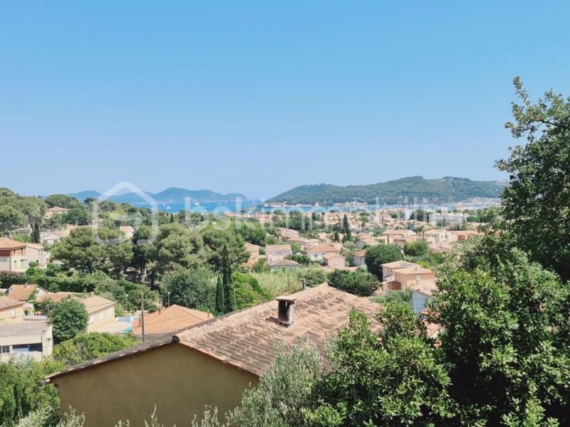 A louer APPARTEMENT T3 60 M2 TERRASSE VUE MER LA SEYNE SUR MER