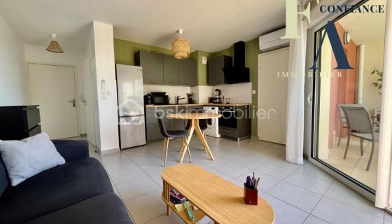 A louer APPARTEMENT T2 41 M2 TERRASSE BORD DE MER MEZE