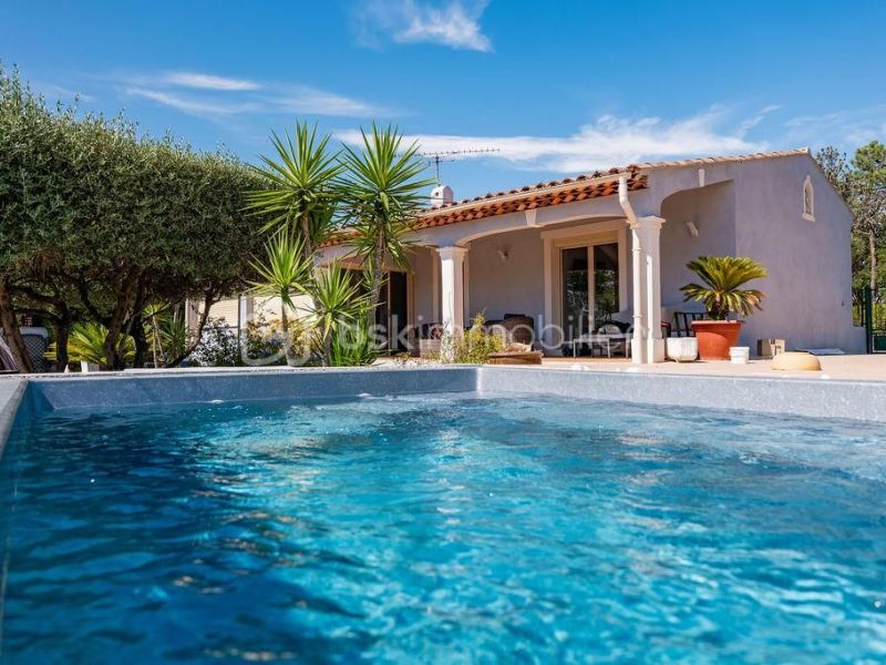 A louer MAISON  3 PIECES 86 M2 BORD DE MER FREJUS