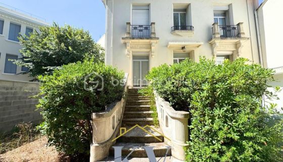 A louer MAISON  DE MAîTRE  MONTPELLIER