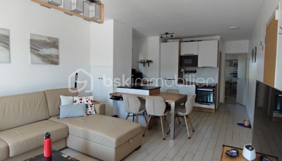 A louer APPARTEMENT NEUF T2 38 M2 TERRASSE PLAGE à PIED SAINT RAPHAEL
