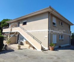 A louer APPARTEMENT NEUF T2 38 M2 TERRASSE PLAGE à PIED SAINT RAPHAEL