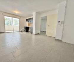 A louer APPARTEMENT T2 38 M2 TERRASSE BORD DE MER SERIGNAN